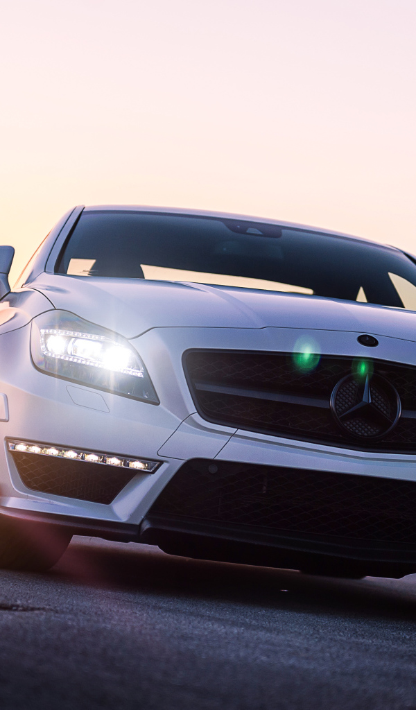 Мерседес cls 63