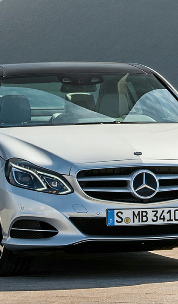 Новая машина Mercedes C-Class 2014