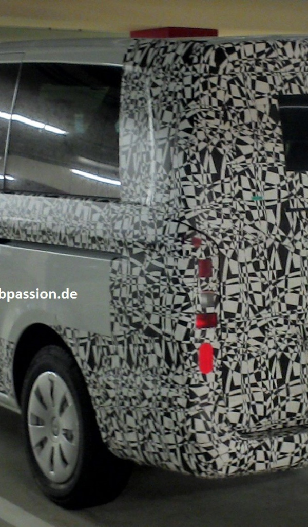 Новая машина Mercedes V-Class 2014