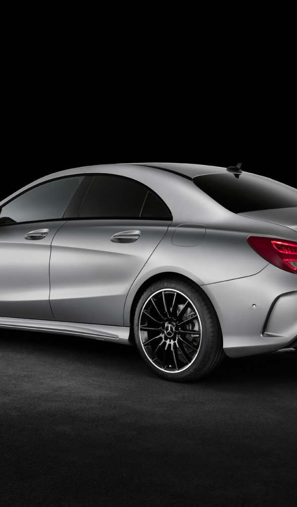 Надежная машина Mercedes C-Class 2014