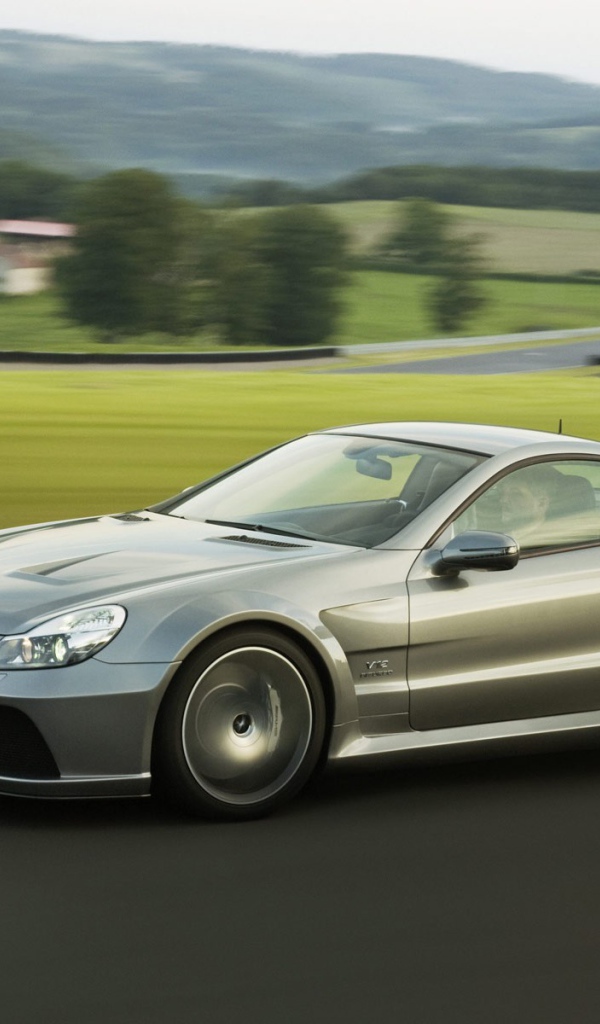 Спортивный Мерседес бенц