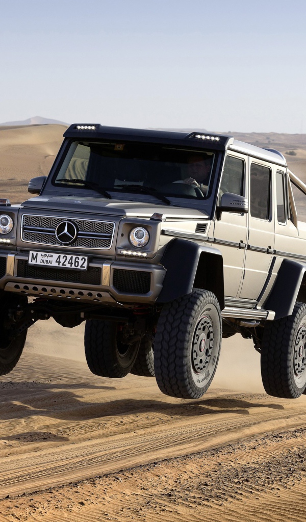 Мерседес на ралли по пустыне
