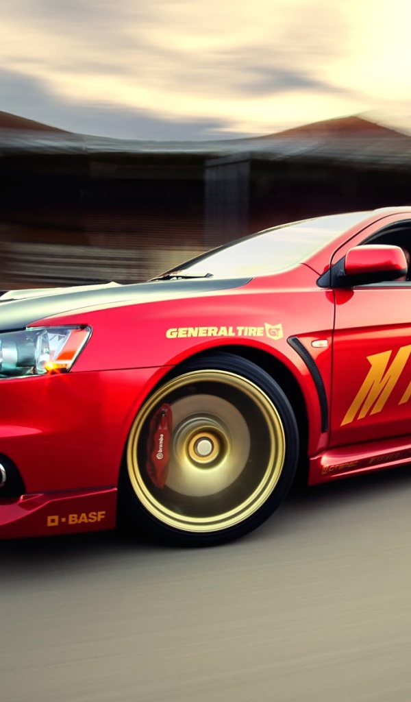 Красивый автомобиль Mitsubishi Lancer Evolution