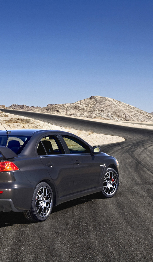 Новая машина Mitsubishi Lancer Evolution