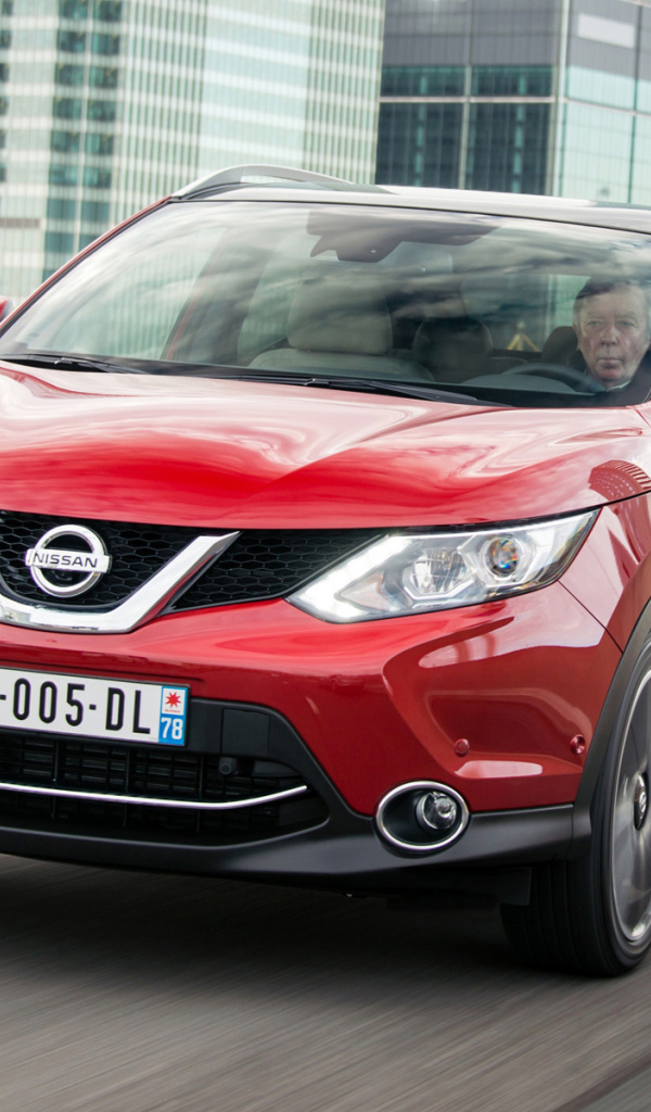 Красивый автомобиль Nissan Quashqai 2014