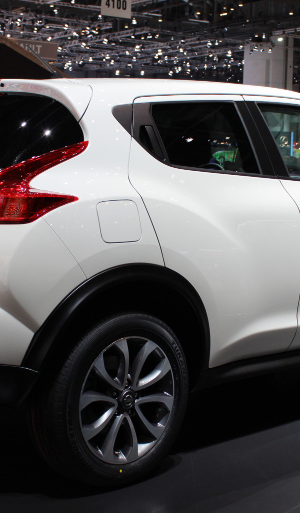 Новая машина Nissan Juke