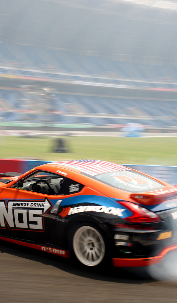Ниссан на гонках
