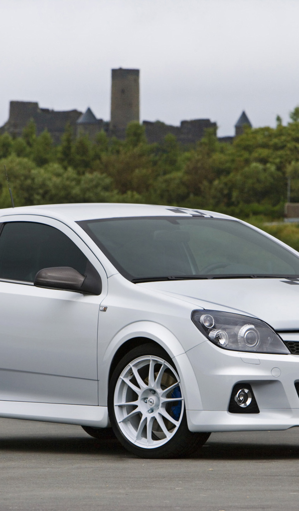 Новый автомобиль Opel Astra GTC