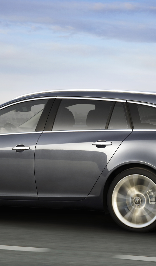 Дизайн автомобиля Opel Insignia