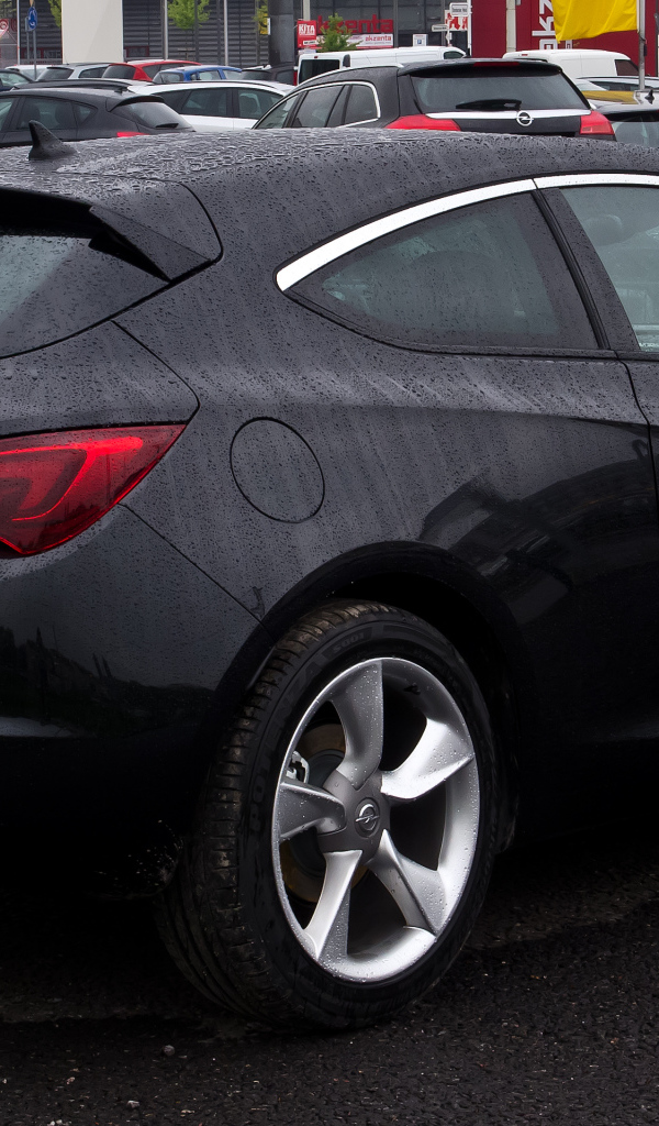 Новая машина Opel Astra GTC