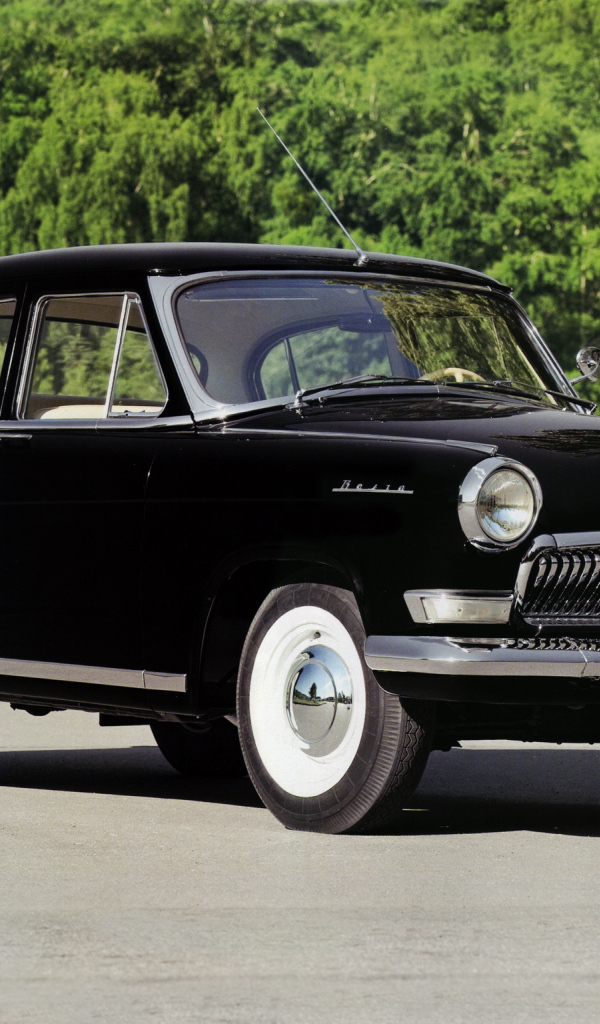 Автомобиль Волга ГАЗ-23