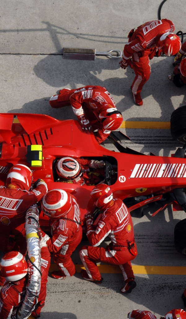 Смена колес на Формуле один