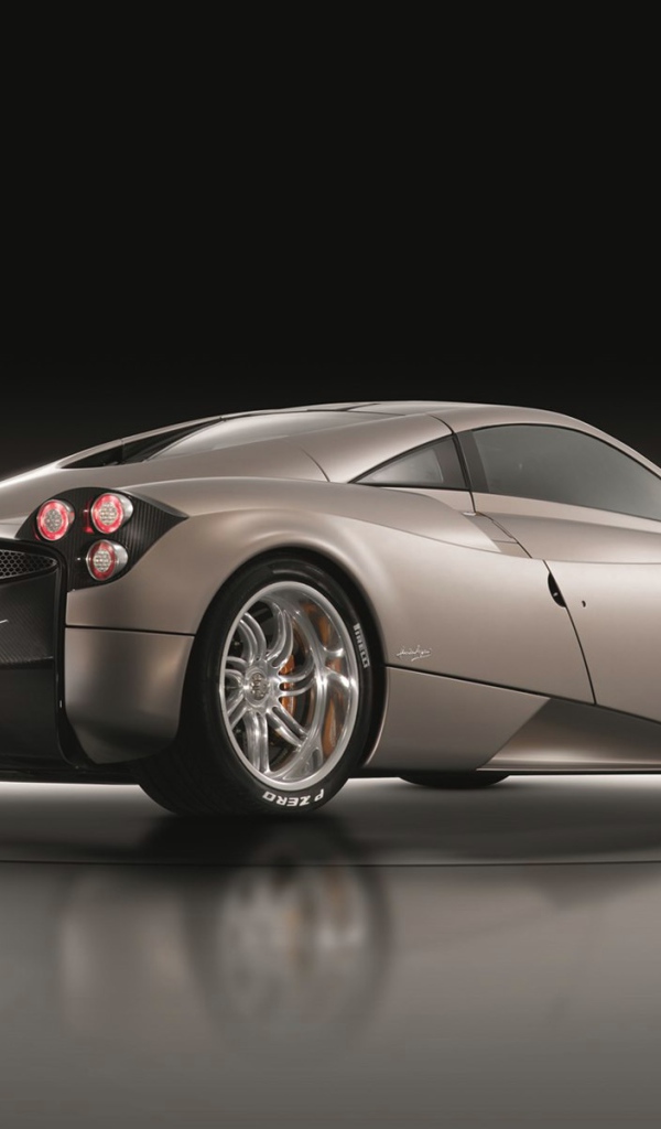  Надежный автомобиль Pagani Huayra