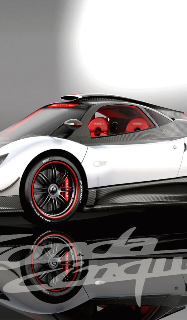 Автомобиль марки Pagani модели Zonda