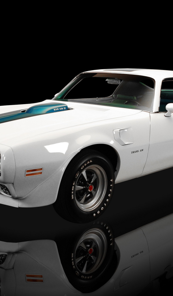 Красивый автомобиль Pontiac Trans Am