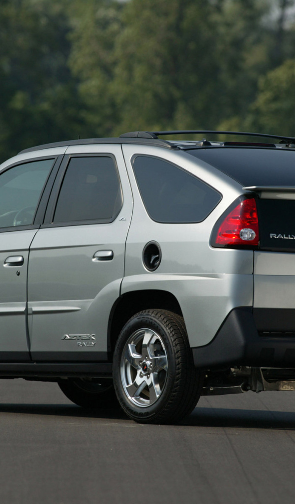 Автомобиль марки Pontiac модели Aztec