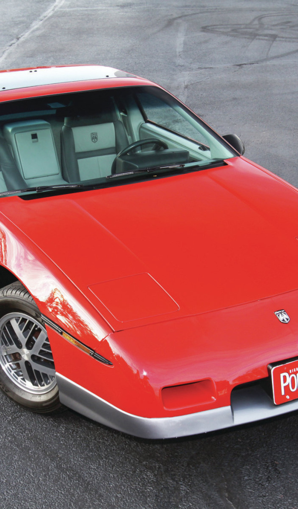 Новый автомобиль Pontiac Fiero