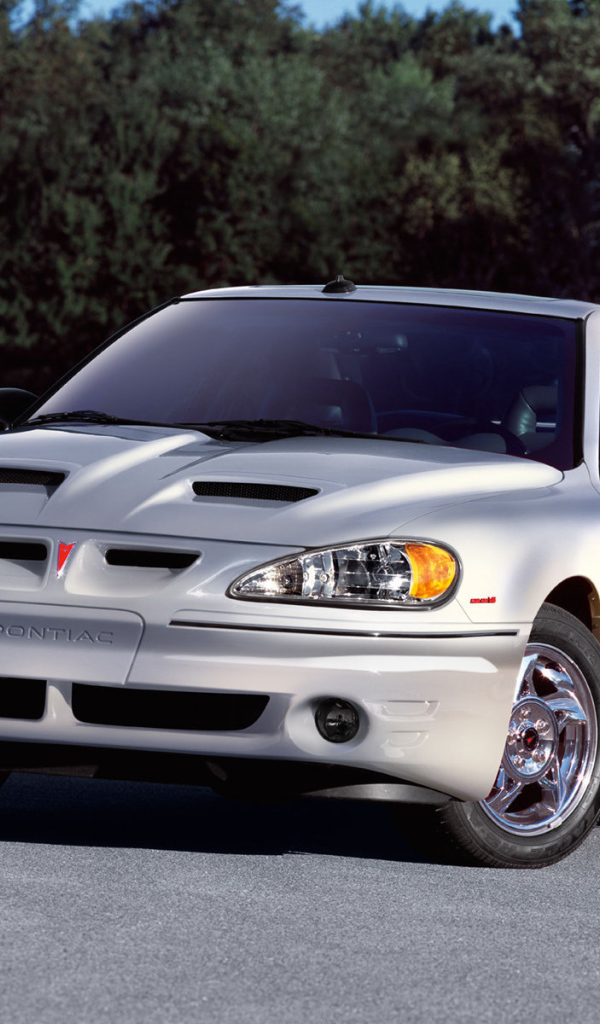 Новая машина Pontiac Grand Am
