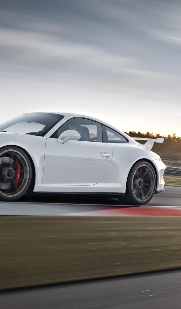 Красивый автомобиль Porsche 911 Turbo 2014  в Москве