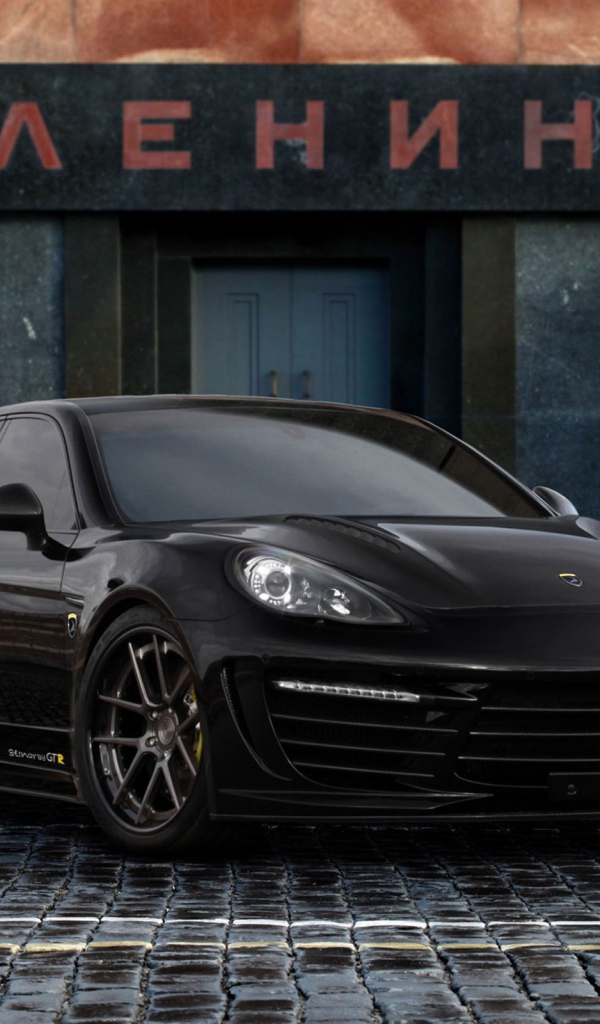 Порш у мавзолея