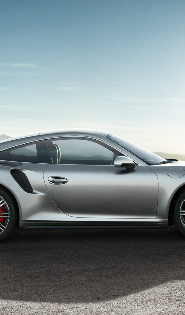 Надежная машина Porsche 911 Turbo 2014