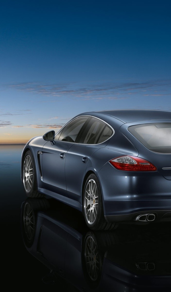 Порш Панамера