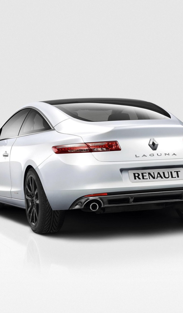 Красивый автомобиль Renault Laguna