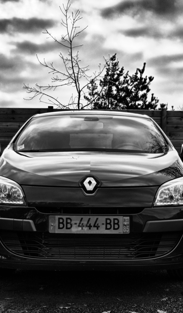 Новый автомобиль Renault Fluence
