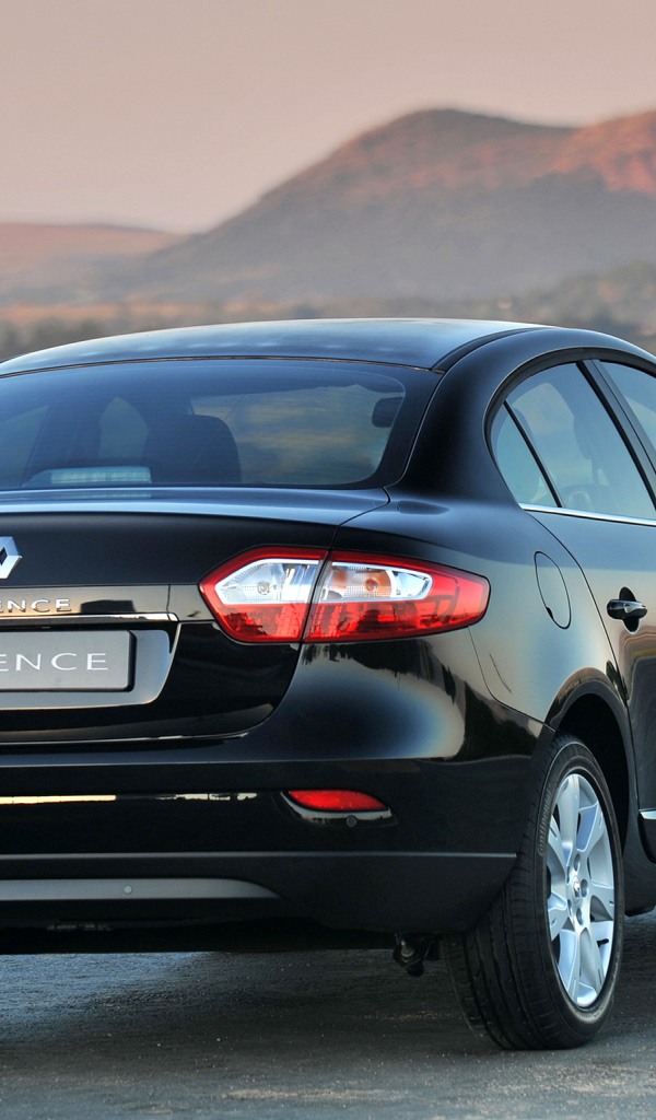 Фото автомобиля Renault Fluence