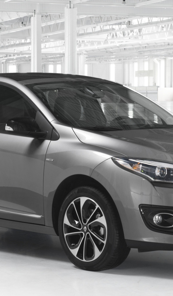 Надежная машина Renault Megane 2014