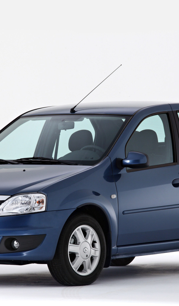 Тест драйв автомобиля Renault Logan