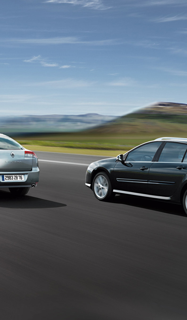 Новая машина Renault Laguna