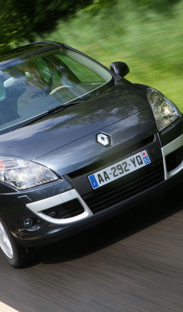 Новая машина Renault Scenic