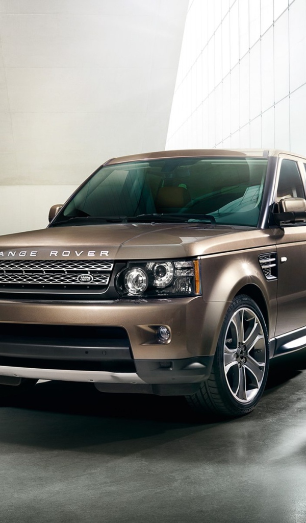 Автомобиль Range Rover Sport