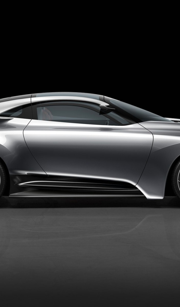 Новый автомобиль Saab 9000