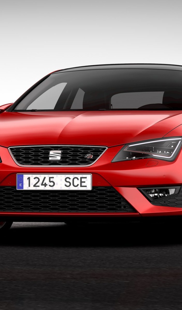 Новая машина Seat Leon 2014