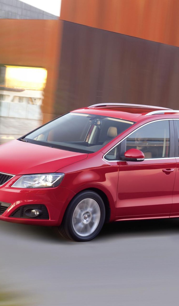  Новая машина Seat Alhambra