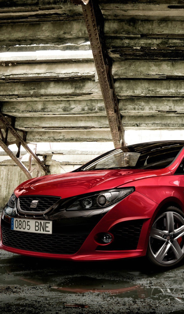 Новая машина Seat Ibiza