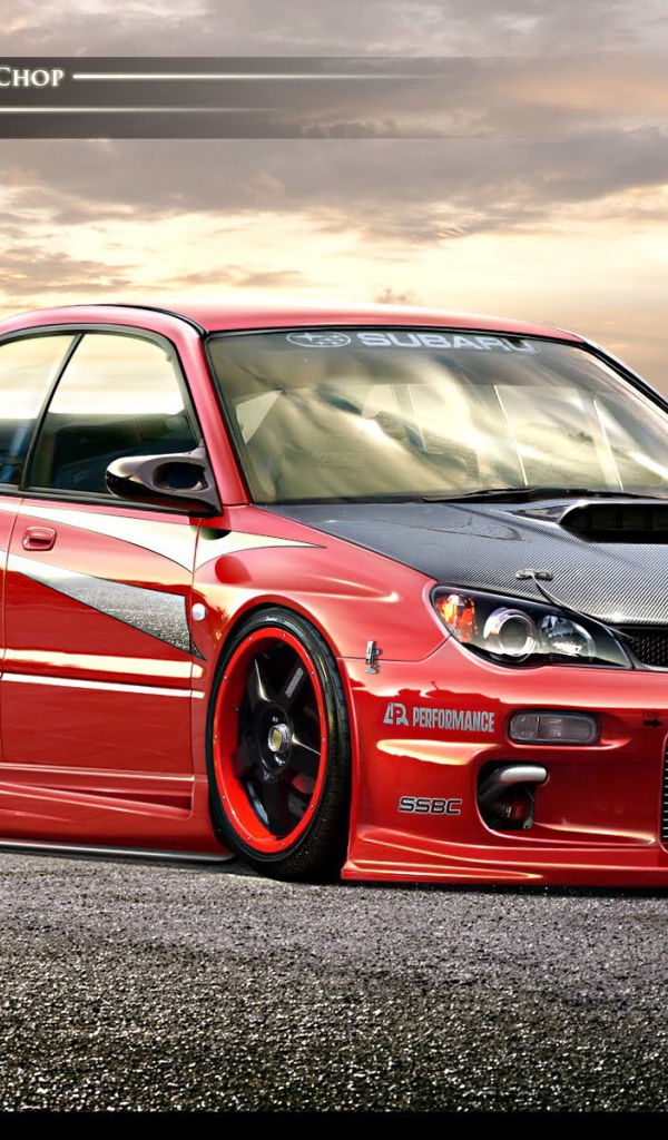 Красивый автомобиль Subaru Impreza WRX STI