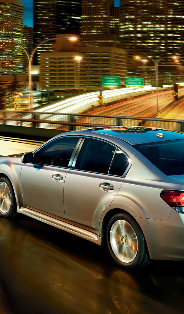 Надежная машина Subaru Legacy