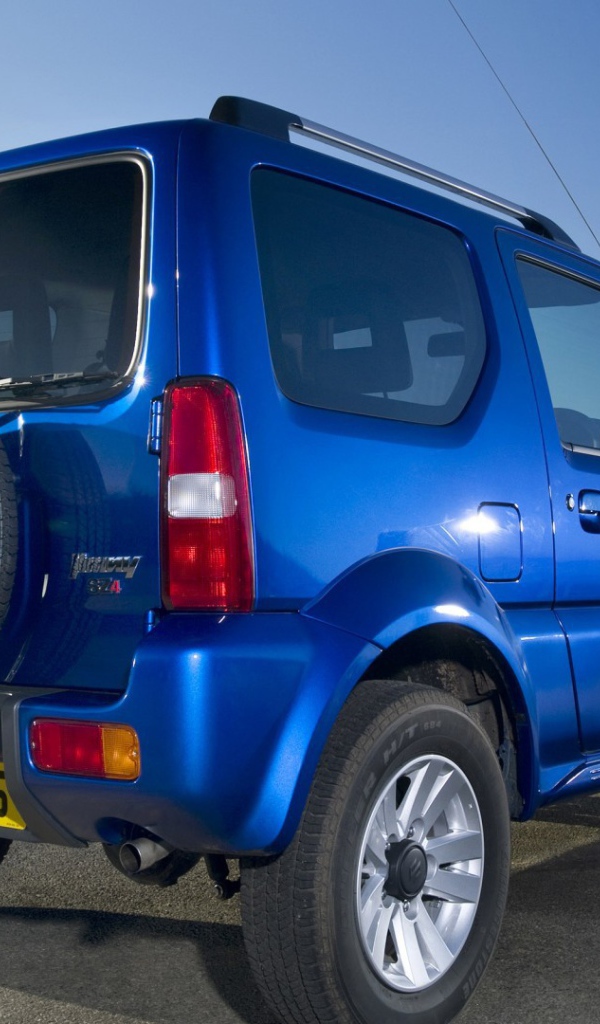 Новый автомобиль Suzuki Jimny