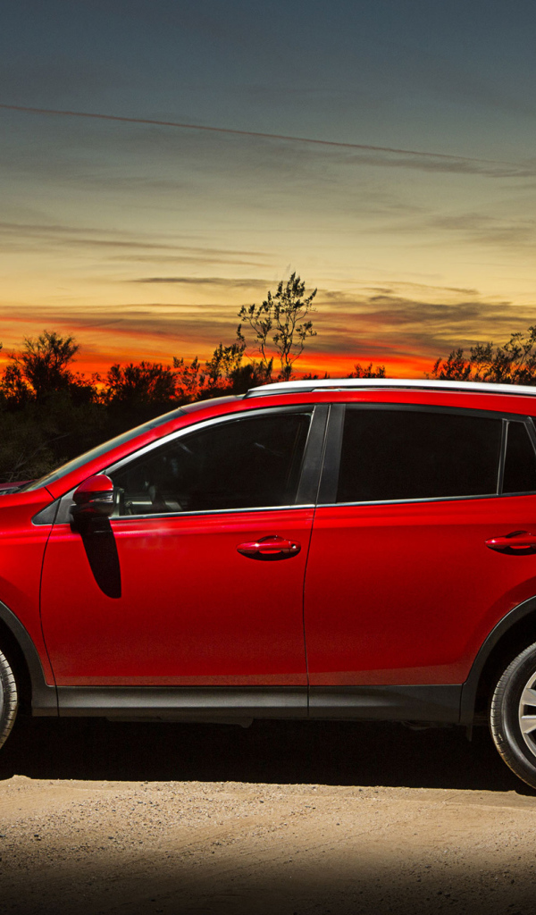 Новый автомобиль Toyota RAV4