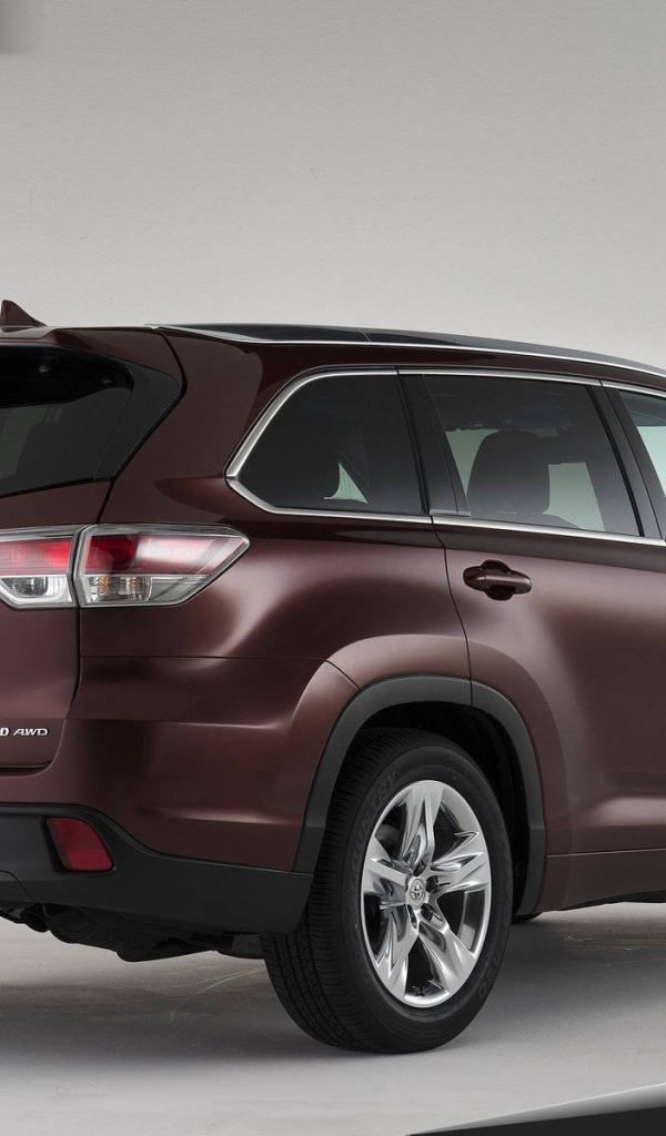 Фото автомобиля Toyota Highlander 2014