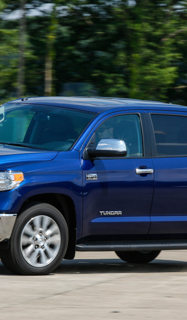 Надежный автомобиль Toyota Tundra 2014