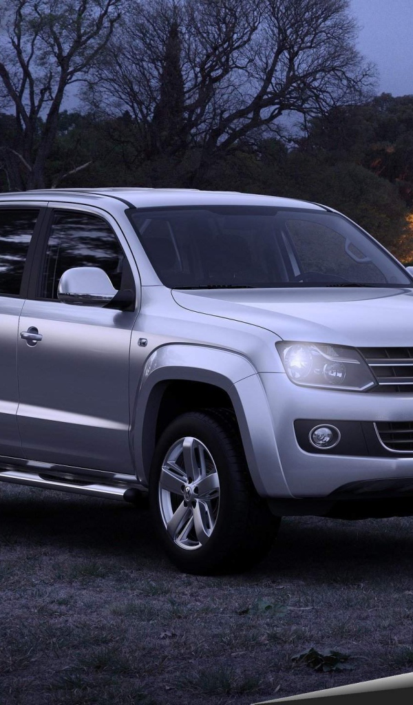Автомобиль марки Volkswagen модели Amarok