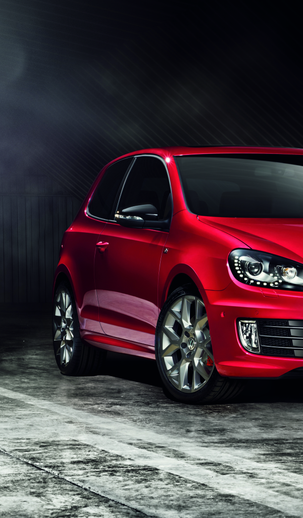 Новый автомобиль Golf GTI 2014 года