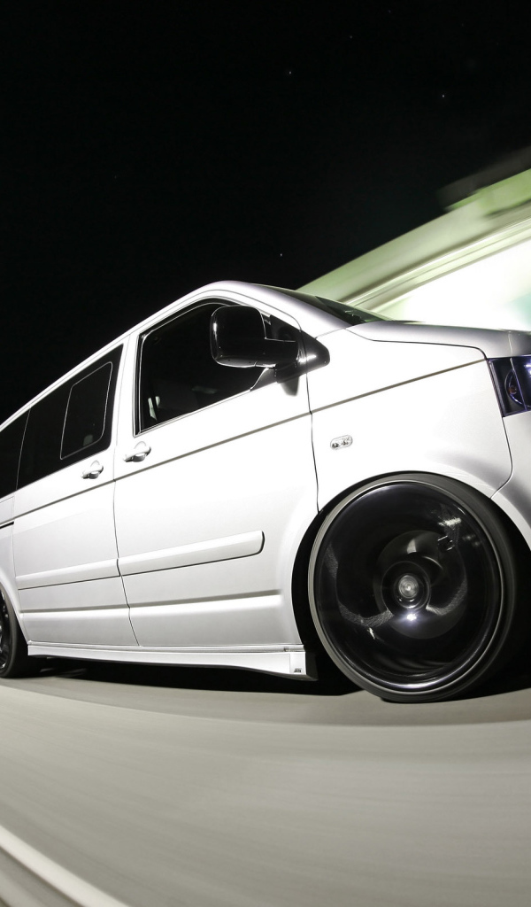 Новый автомобиль Volkswagen Transporter