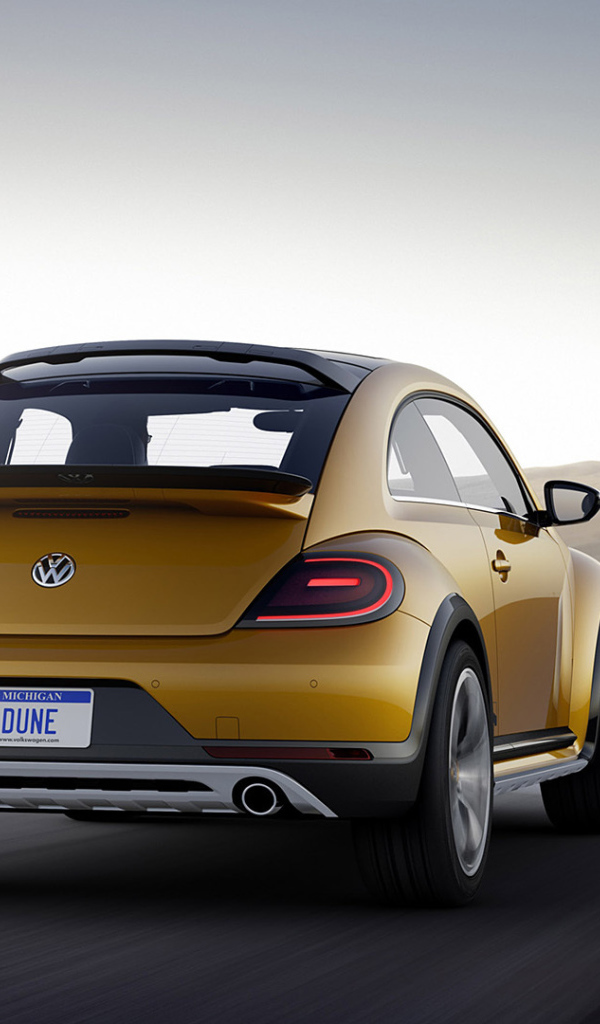 Надежная машина Volkswagen Beetle Dune 2014