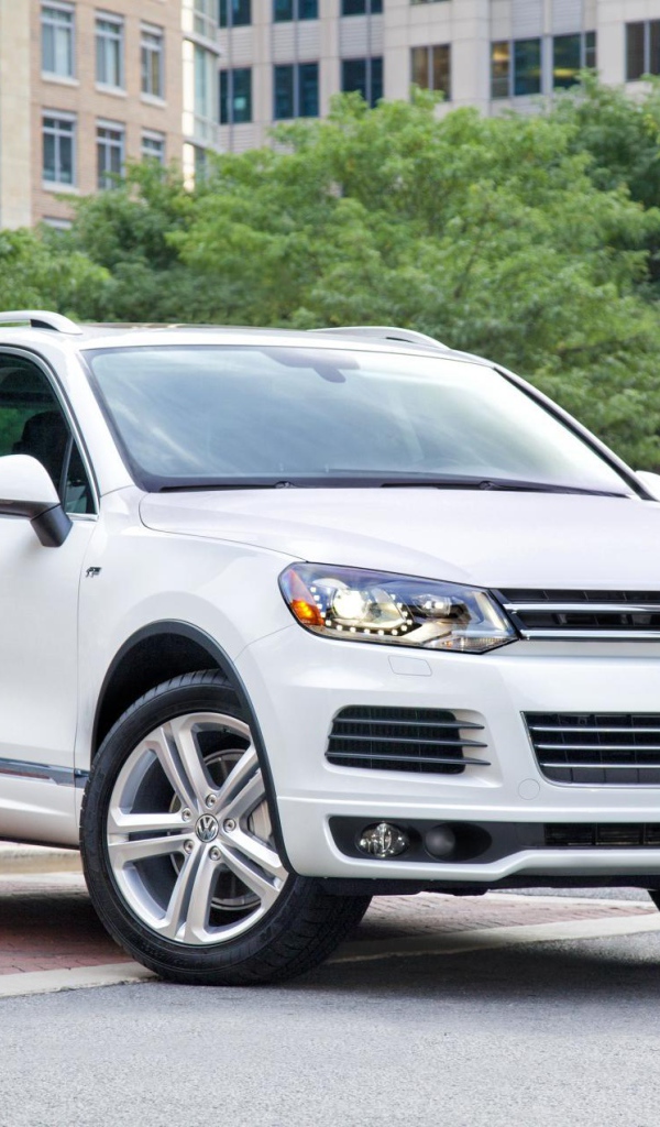 Надежный автомобиль Volkswagen  Taigun 2014