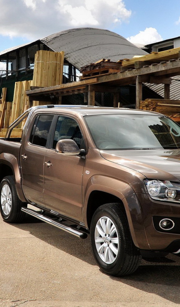 Тест драйв автомобиля Volkswagen Amarok